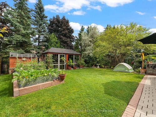 123 Corner Ridge Rd, Aurora, ON - Outdoor With Backyard