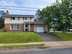 268 Glenwood Drive  Truro, NS B2N 1R2