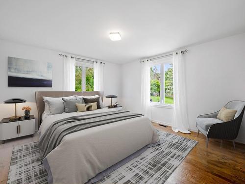 Chambre Ã Â coucher - 8 Rue Magnolia, Baie-D'Urfé, QC - Indoor Photo Showing Bedroom