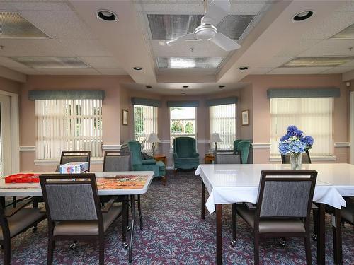 303-1683 Balmoral Ave, Comox, BC - Indoor Photo Showing Dining Room