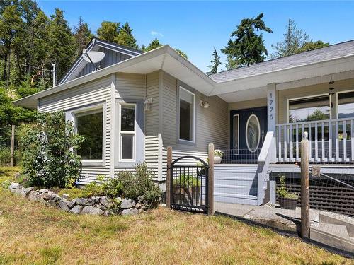 1775 Warn Way, Qualicum Beach, BC 