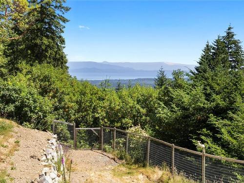 1775 Warn Way, Qualicum Beach, BC 