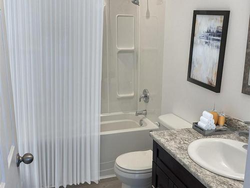 19 Sandstone Place, Kenora, ON - Indoor Photo Showing Bathroom