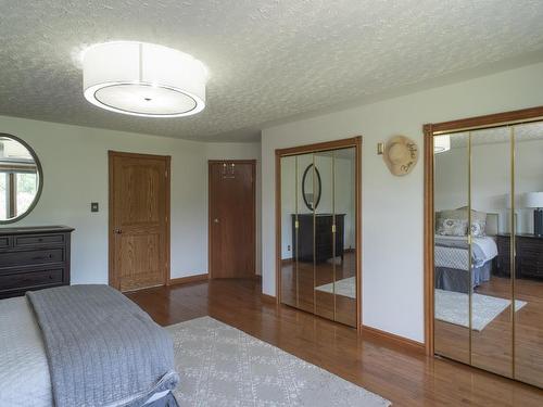 313 Cadillac Circle, Thunder Bay, ON - Indoor Photo Showing Bedroom