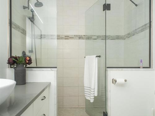 313 Cadillac Circle, Thunder Bay, ON - Indoor Photo Showing Bathroom