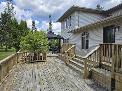 313 Cadillac Circle, Thunder Bay, ON - Outdoor With Deck Patio Veranda With Exterior