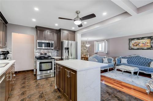 40 Queenslea Drive, Hamilton, ON - Indoor Photo Showing Kitchen With Stainless Steel Kitchen