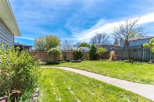 40 Queenslea Drive, Hamilton, ON - Outdoor With Backyard