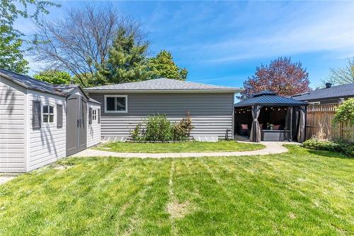 40 Queenslea Drive, Hamilton, ON - Outdoor