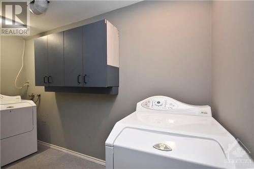 Laundry room - 2276 Russell Road, Ottawa, ON - Indoor Photo Showing Laundry Room