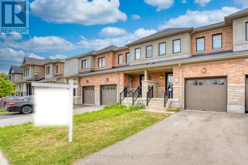 146 Crafter Crescent, Hamilton (Stoney Creek Mountain), ON - Outdoor With Facade