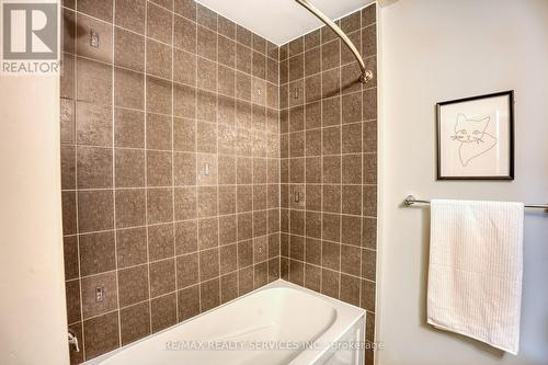 146 Crafter Crescent, Hamilton (Stoney Creek Mountain), ON - Indoor Photo Showing Bathroom