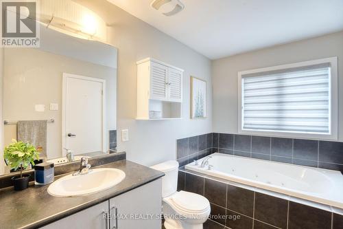 146 Crafter Crescent, Hamilton (Stoney Creek Mountain), ON - Indoor Photo Showing Bathroom