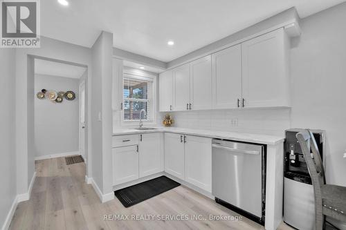 3803 Byng Road, Windsor, ON - Indoor Photo Showing Kitchen