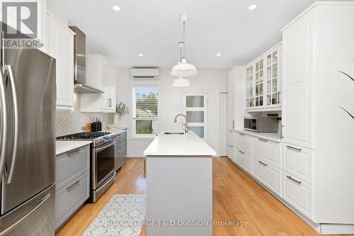 27 Wright Avenue, Toronto, ON - Indoor Photo Showing Kitchen With Upgraded Kitchen