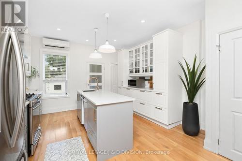 27 Wright Avenue, Toronto, ON - Indoor Photo Showing Kitchen