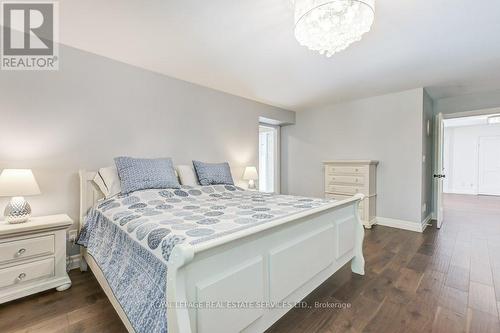 284 Lawson Street, Oakville, ON - Indoor Photo Showing Bedroom