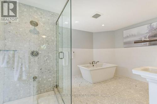 284 Lawson Street, Oakville, ON - Indoor Photo Showing Bathroom
