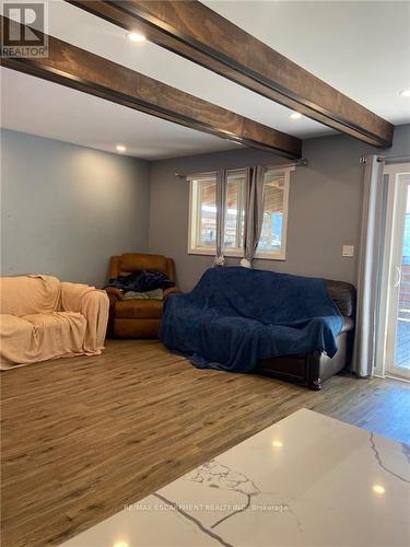 3 Albemarle Street, Hamilton, ON - Indoor Photo Showing Bedroom