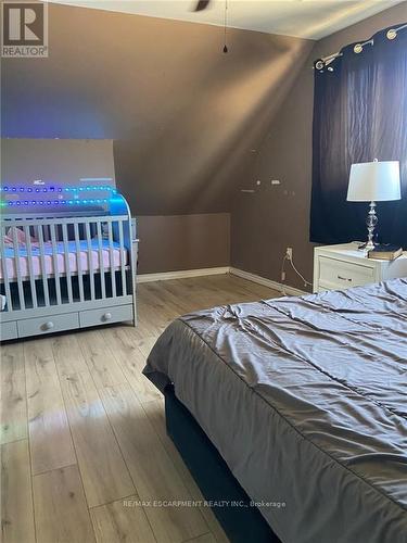 3 Albemarle Street, Hamilton, ON - Indoor Photo Showing Bedroom