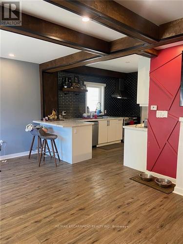 3 Albemarle Street, Hamilton, ON - Indoor Photo Showing Kitchen