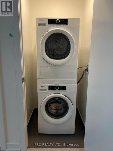 1108 - 212 King William Street, Hamilton, ON - Indoor Photo Showing Laundry Room