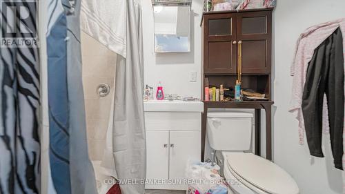 223-227 Gilmore Road, Fort Erie, ON - Indoor Photo Showing Bathroom