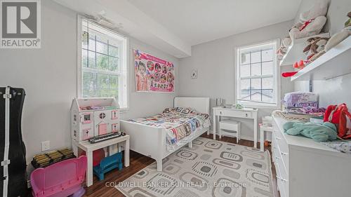 223-227 Gilmore Road, Fort Erie, ON - Indoor Photo Showing Bedroom