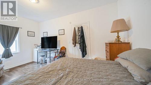 223-227 Gilmore Road, Fort Erie, ON - Indoor Photo Showing Bedroom