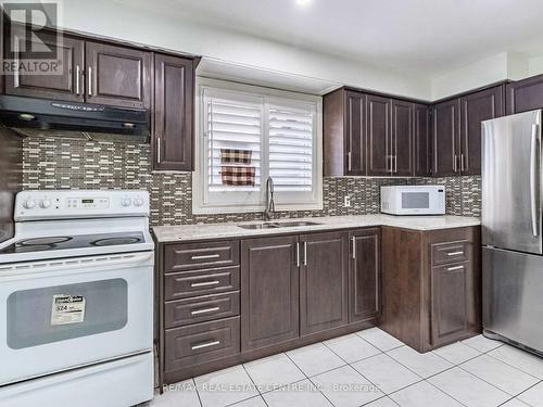 726 Brimorton Drive, Toronto, ON - Indoor Photo Showing Kitchen With Double Sink