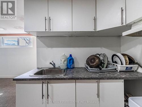 726 Brimorton Drive, Toronto, ON - Indoor Photo Showing Kitchen