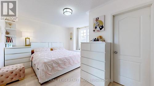 41 Bell Estate Road, Toronto, ON - Indoor Photo Showing Bedroom