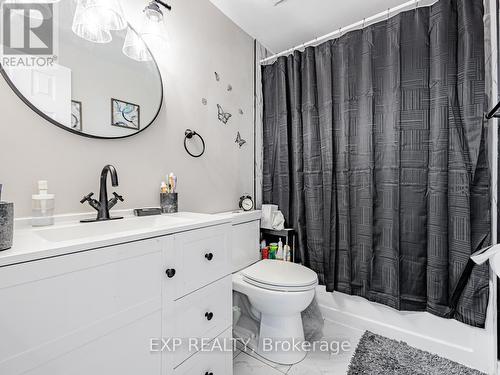 64 Greenfield Crescent, Whitby (Blue Grass Meadows), ON - Indoor Photo Showing Bathroom