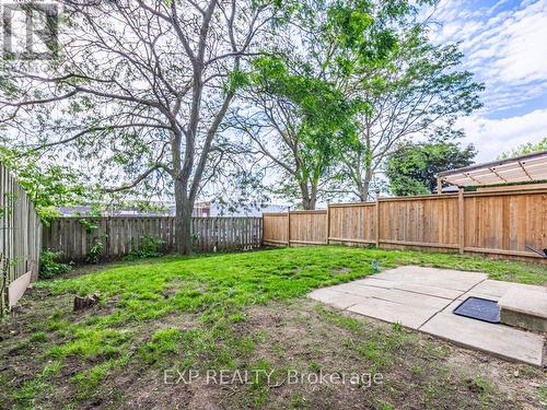 64 Greenfield Crescent, Whitby (Blue Grass Meadows), ON - Outdoor With Backyard