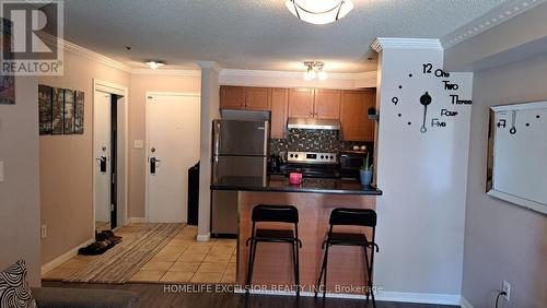 104 - 5225 Finch Avenue E, Toronto E07, ON - Indoor Photo Showing Kitchen