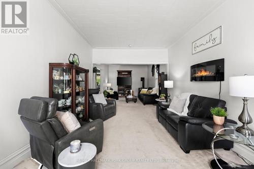 235 Pefferlaw Road, Georgina (Pefferlaw), ON - Indoor Photo Showing Living Room With Fireplace