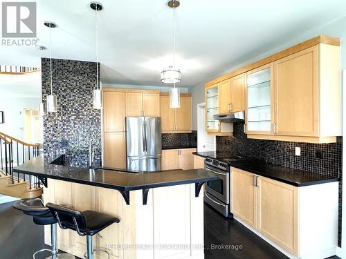 9 Ridgecrest Road, Markham (Berczy), ON - Indoor Photo Showing Kitchen With Stainless Steel Kitchen