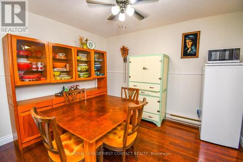 104 - 25 Meadow Lane, Barrie, ON - Indoor Photo Showing Dining Room