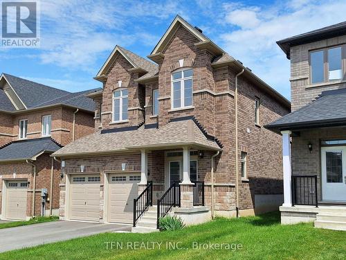 11 Copperhill Heights, Barrie, ON - Outdoor With Facade