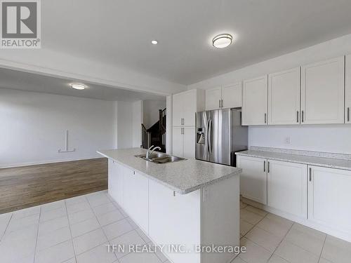 11 Copperhill Heights, Barrie, ON - Indoor Photo Showing Kitchen With Double Sink