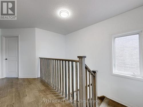 11 Copperhill Heights, Barrie (Painswick South), ON - Indoor Photo Showing Other Room