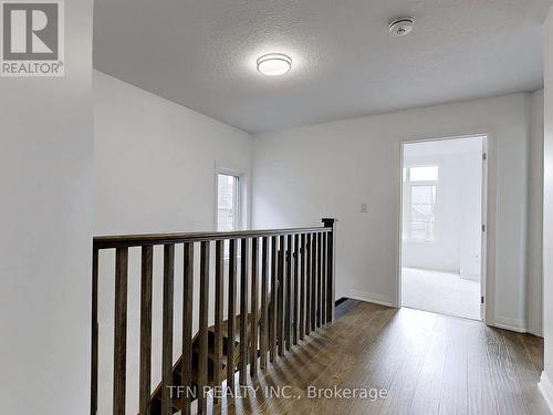 11 Copperhill Heights, Barrie (Painswick South), ON - Indoor Photo Showing Other Room