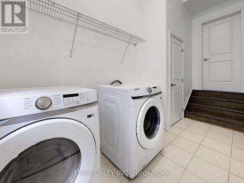 11 Copperhill Heights, Barrie (Painswick South), ON - Indoor Photo Showing Laundry Room