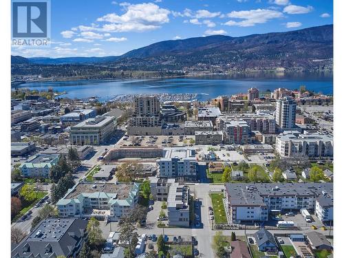 645 Fuller Avenue, Kelowna, BC - Outdoor With Body Of Water With View