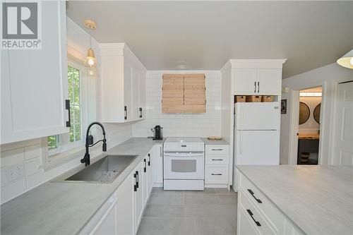 457 Springhill Road, Fredericton, NB - Indoor Photo Showing Kitchen