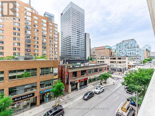 619 - 111 Elizabeth Street, Toronto C01, ON - Outdoor With Facade