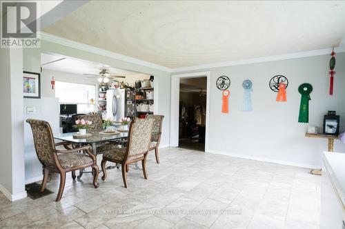 14149 Fourth Line Nassagaweya, Milton (Nassagaweya), ON - Indoor Photo Showing Dining Room