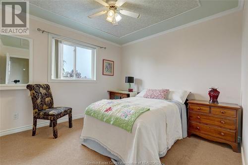 323 County Rd 27 East, Kingsville, ON - Indoor Photo Showing Bedroom