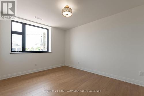 12 - 16 Hincks Street W, St. Thomas, ON - Indoor Photo Showing Other Room