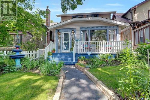 1314 College Avenue, Regina, SK - Outdoor With Deck Patio Veranda